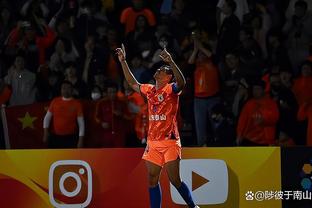 博主：19岁的中国门将李昊租借加盟西协甲球队科尔内利亚